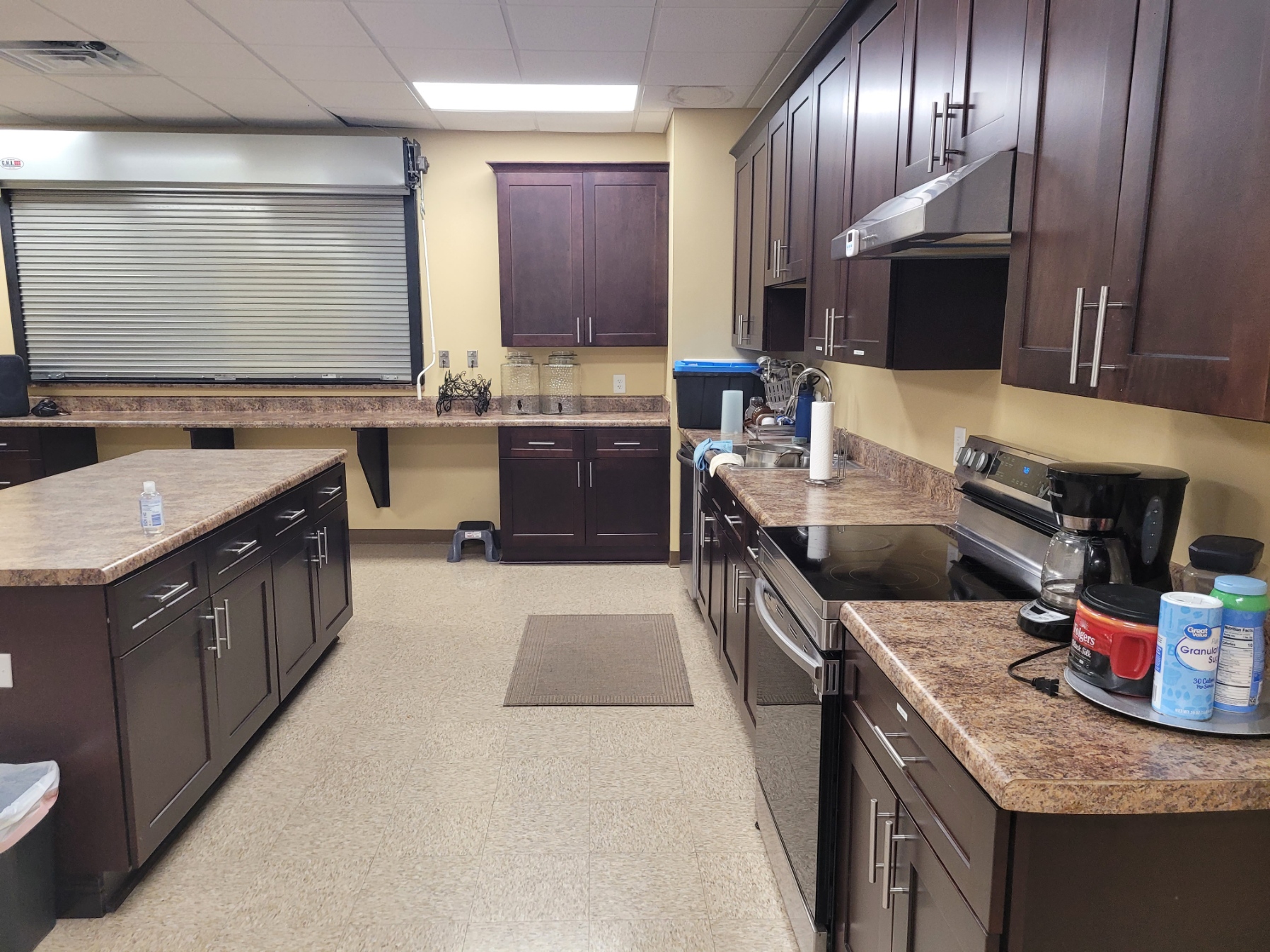 Additional kitchen photo